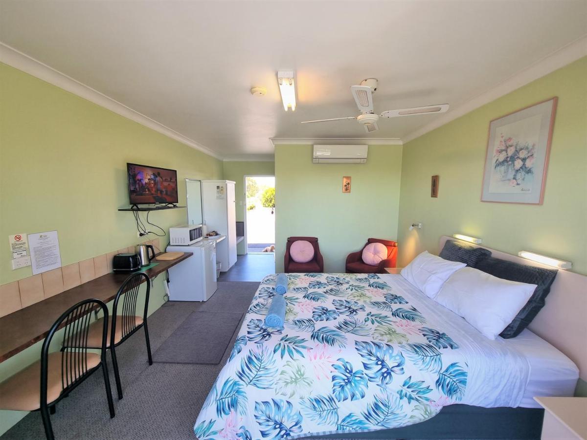 Mollymook Ocean View Motel Rewards Longer Stays -Over 18S Only (Adults Only) מראה חיצוני תמונה